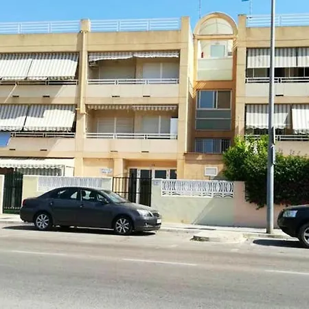 Apartmán One Bedroom At 100 M Away From The With Furnished Terrace *