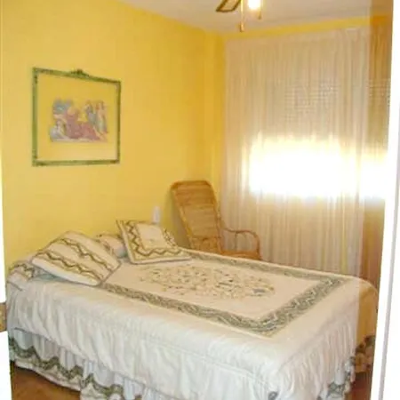 One Bedroom At 100 M Away From The With Furnished Terrace Apartmán *